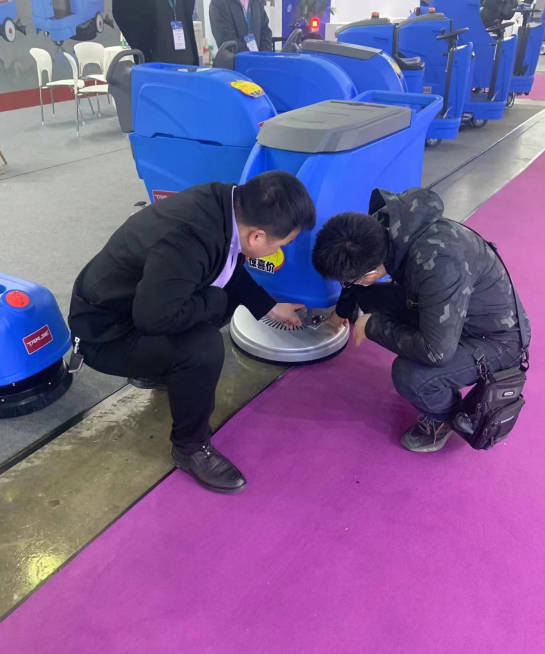 离岛小型电动洗地机是否适合用于环卫保洁